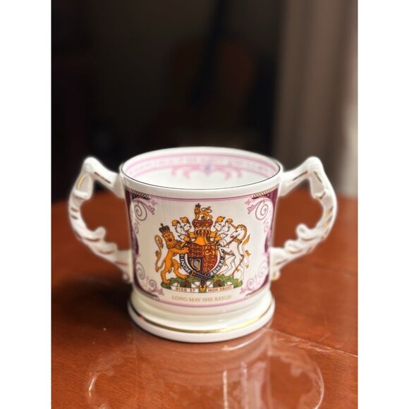 AYNSLEY China DIAMOND JUBILEE Queen Elizabeth II 2012 3.5" Two-Handled Cup Mug - Picture 1 of 7